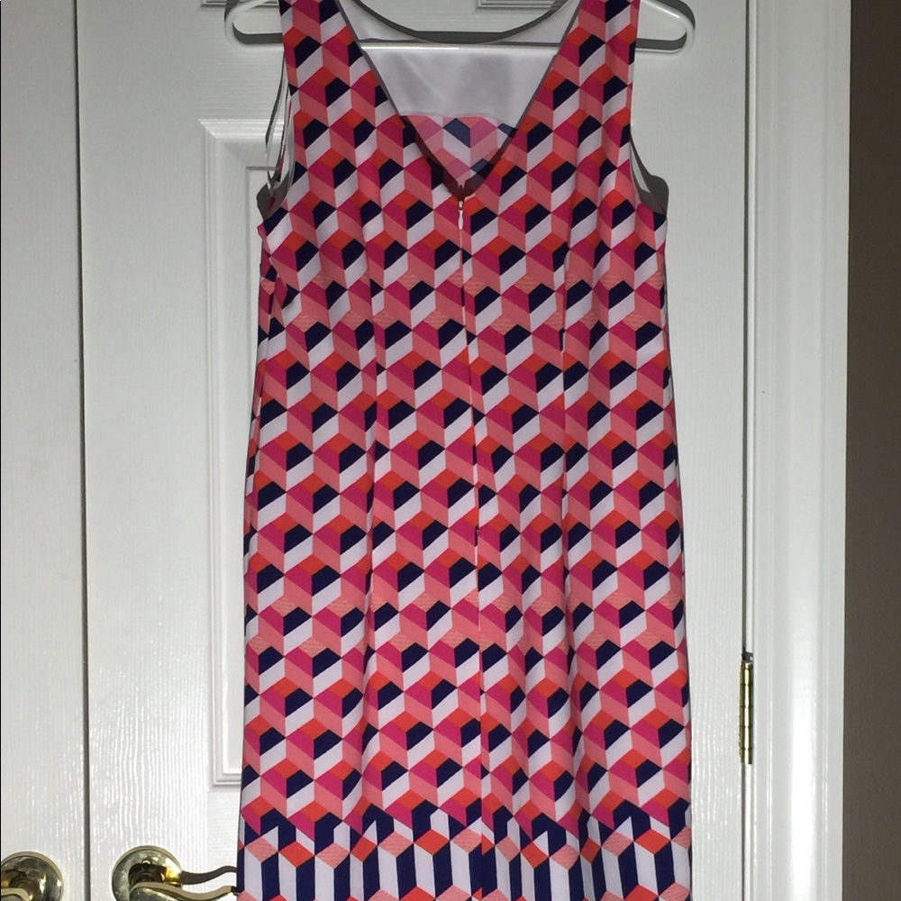 Dress - Picture 2 of 4